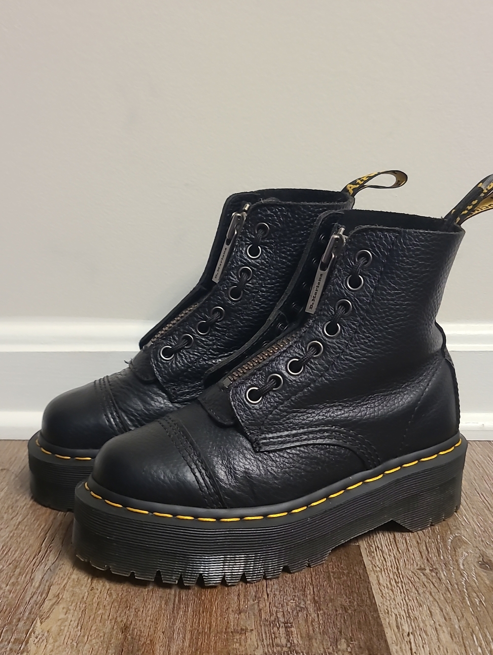 Dr Martens Sinclair Milled Nappa Platform Boots
